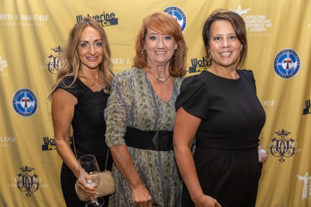 Step and repeat photo 42 of 68